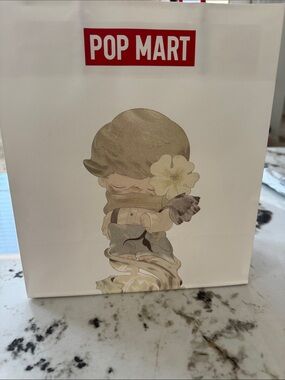 POP MART White Gift Bag with Red Handles